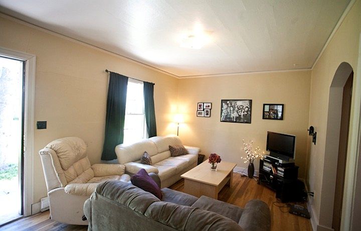 1st image of 645 NE Campus St #4