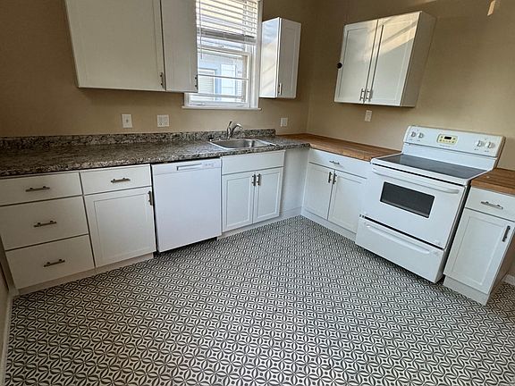 3rd image of 1709 Sherman Ave APT 2