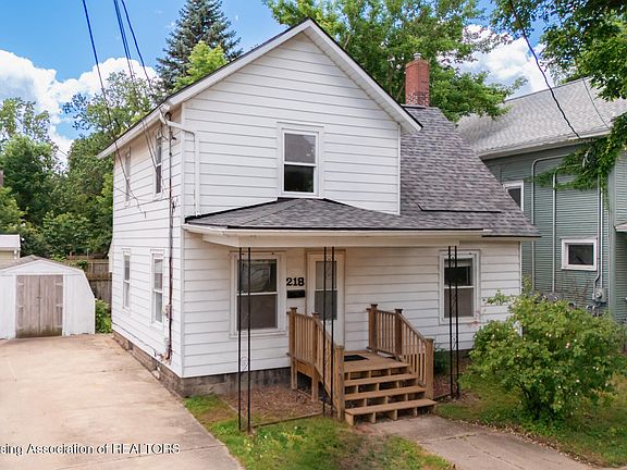 2nd image of 218 E Elm St