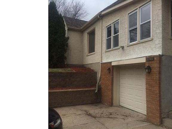 3rd image of 1741 Larpenteur Ave E