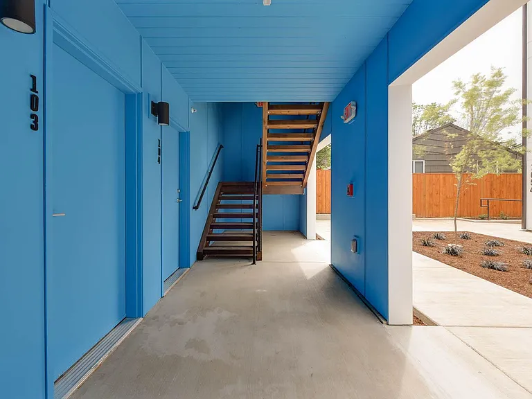 7054 N Montana Ave #101 — Photo 4
