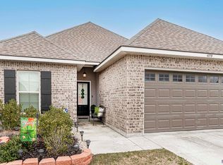 4779 Viola Farms Dr, Addis, LA 70710