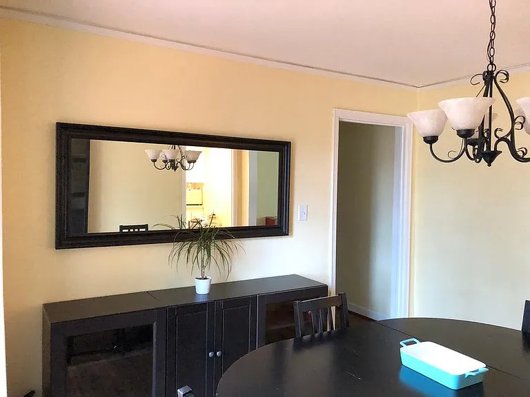 1676 Bristol Dr NE — Photo 2