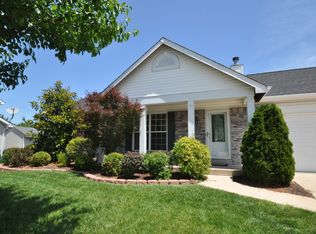 16 Snowbird Ct, O'Fallon, MO 63366