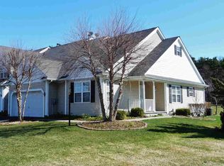14 Tee Ln, Red Hook, NY 12571