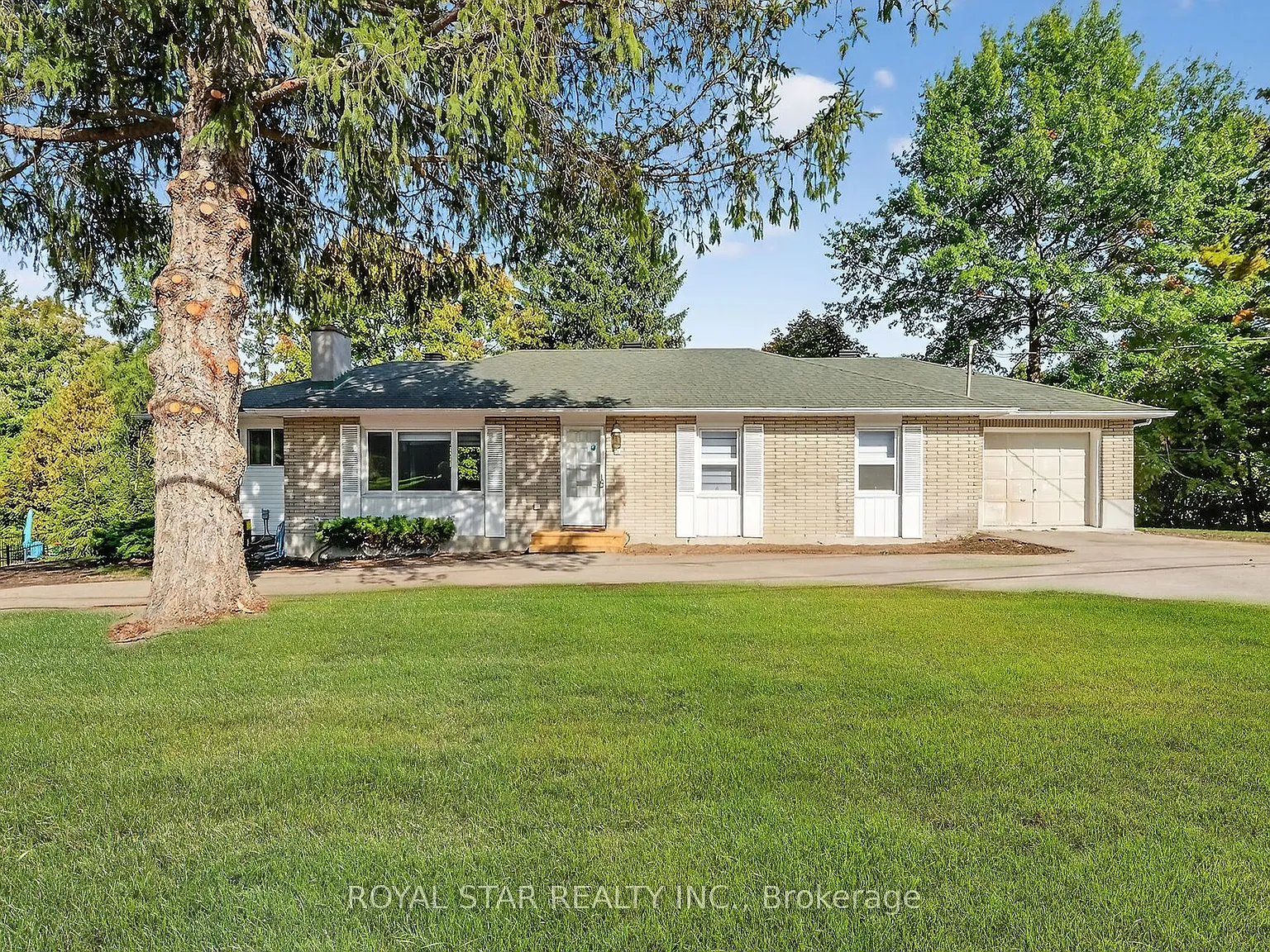 4 bed, $3,850 — Photo 2
