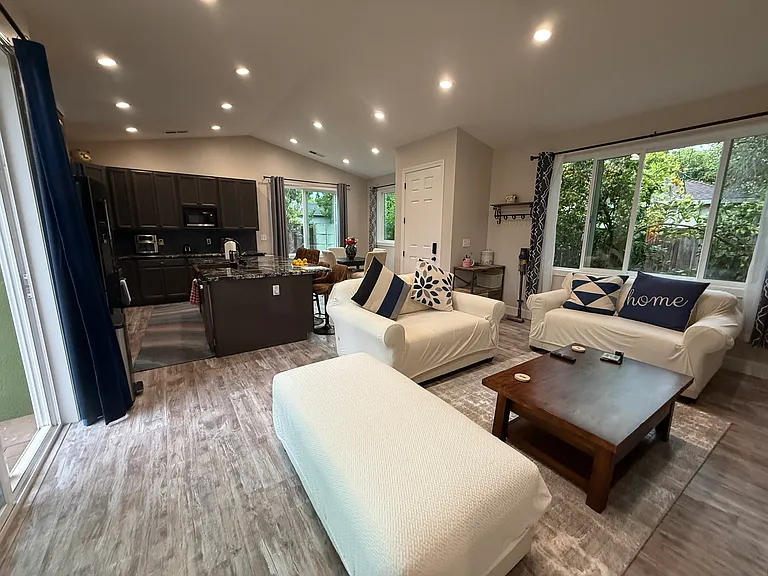 1598 Valota Rd — Photo 35