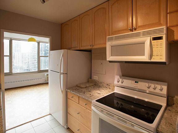 Kitchen - west wall