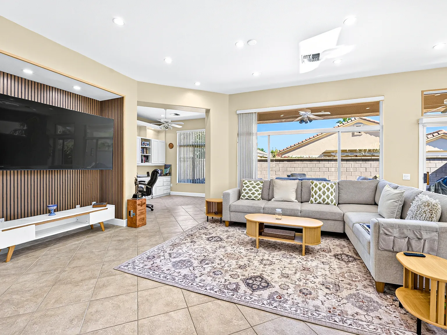 2 bed, 1622 sqft, $4,900 — Photo 4