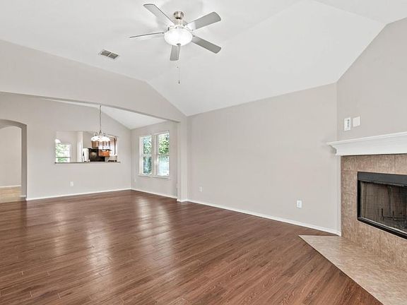 3rd image of 5421 Northfield Dr