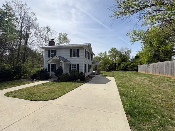 304 E Main St, Jamestown, NC 27282