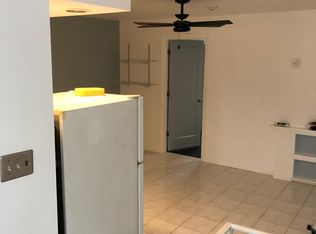 2111 S 15th St FLOOR 3, Philadelphia, PA 19145