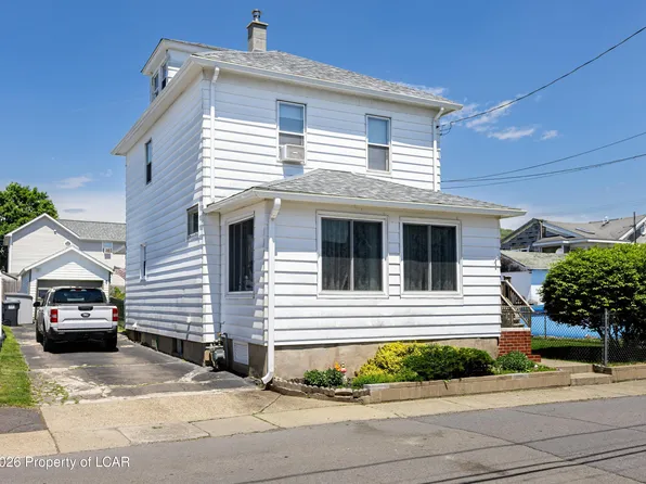 11 Gregory St, West Wyoming, PA 18644