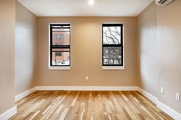 Rented by Brooklyn Group | media 4