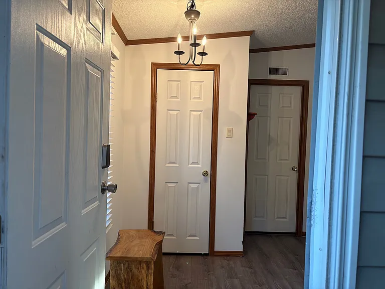 58 Forest Ct — Photo 8