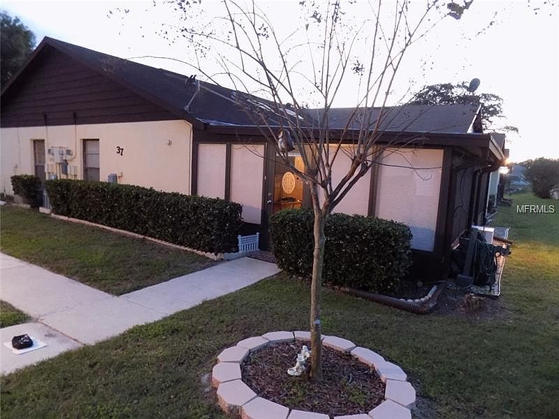 1st image of 37 Kimberly Ct SW