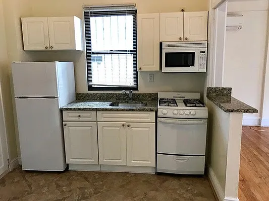 Rented by Vass Stevens Group | media 13