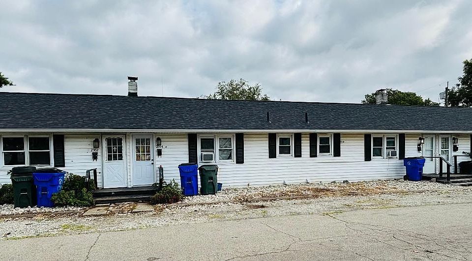 1st image of 2302 Bender Ave
