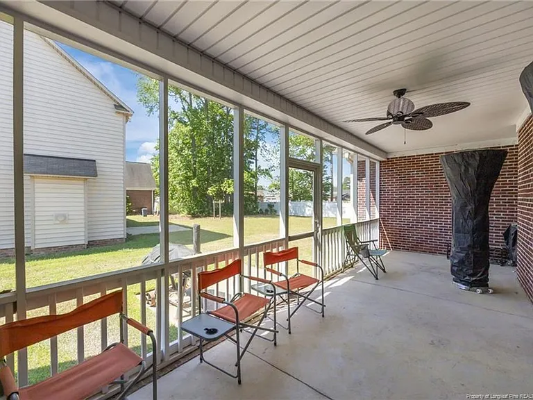 3805 Sunchase Dr — Photo 34