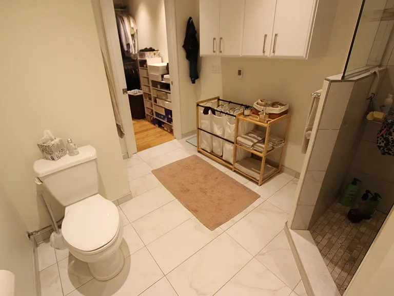 139 7th St #2000 — Photo 33