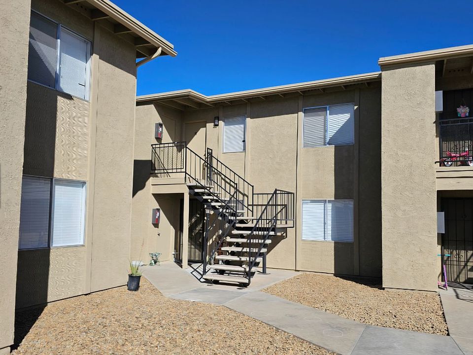 Building Photo 3