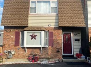 18 Rivervale Rd, Middletown, NY 10940
