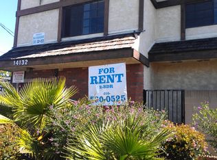 14132 Prairie Ave APT 10, Hawthorne, CA 90250