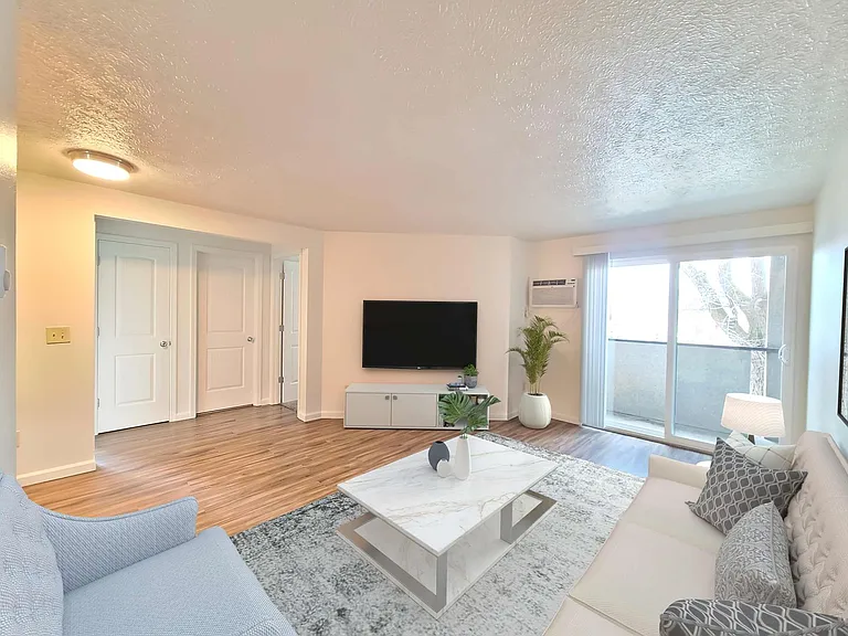 827 E Ermina Ave — Photo 20