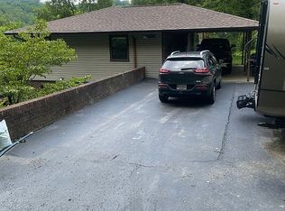 129 Mosswood Ln, Gray, KY 40734