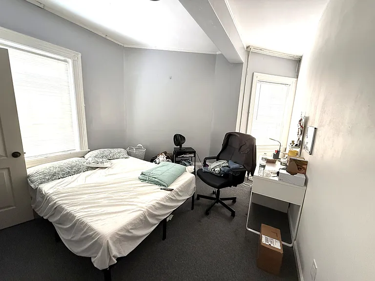 923 Beacon St #3 — Photo 22