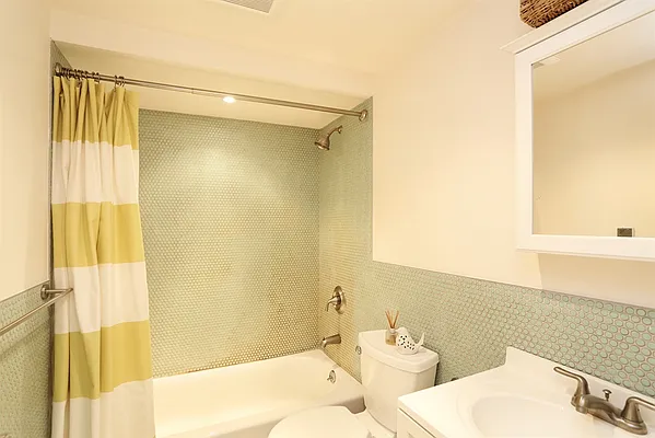 Rented by Corcoran | media 12