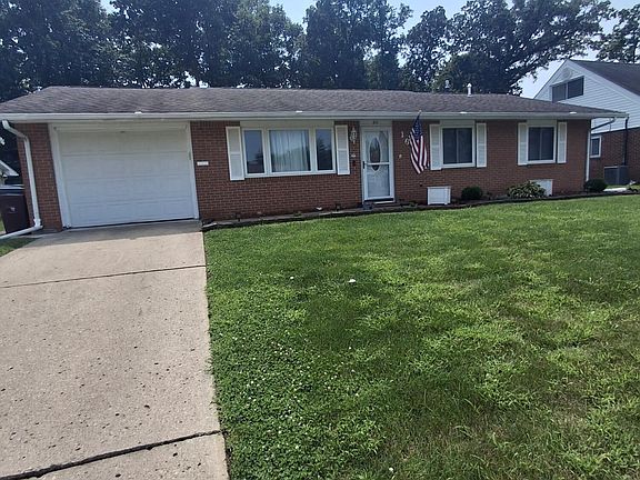 2nd image of 1679 Rebecca Dr