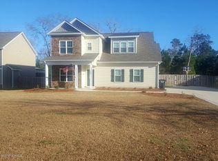 780 Jim Grant Ave, Sneads Ferry, NC 28460