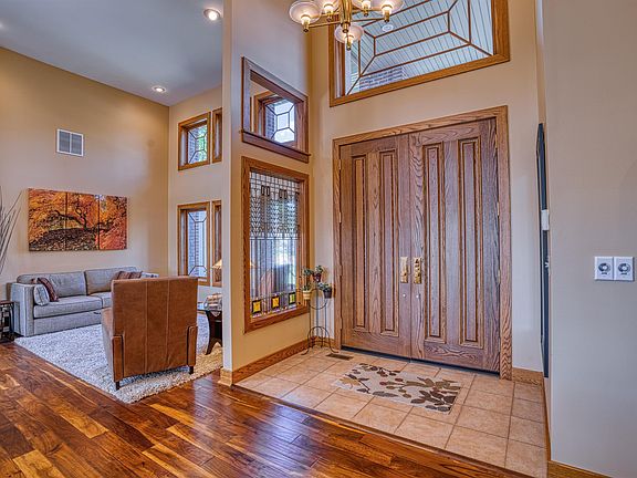 3rd image of 5328 Ellington Ct