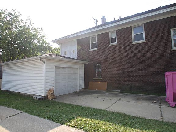 3rd image of 2030 S 5th St