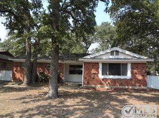 3517 Grady St, Forest Hill, TX 76119