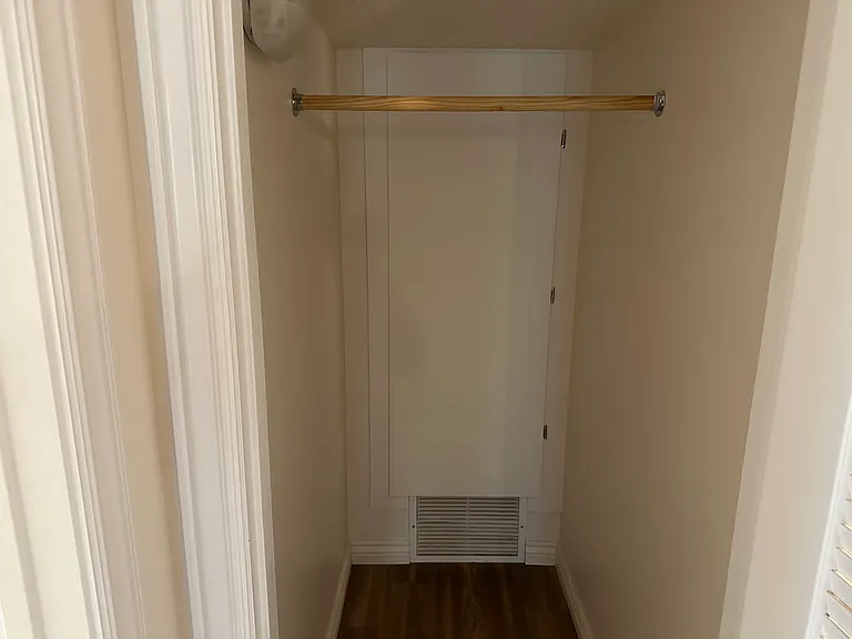 592 Hidden Cir — Photo 11