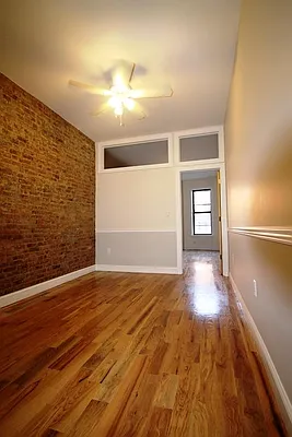 Rented by Space Marketing Shop | media 7