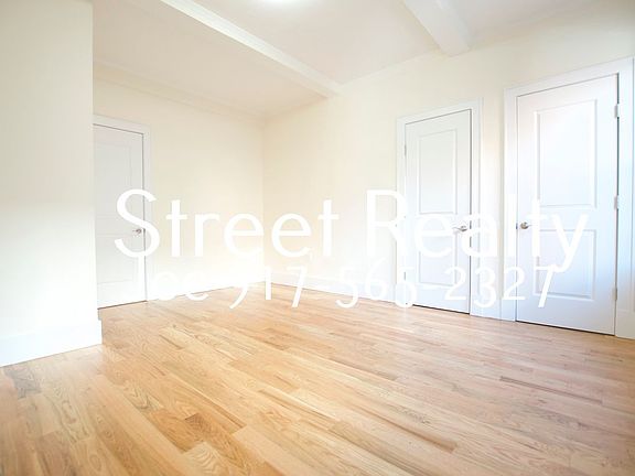 4th image of 106 W 69th St #4E