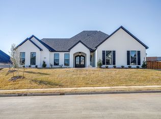 8118 Luanna Hls, Benbrook, TX 76126