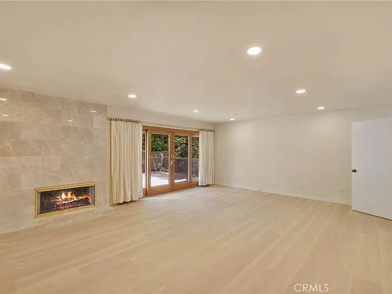 6551 Abbottswood Dr — Photo 6