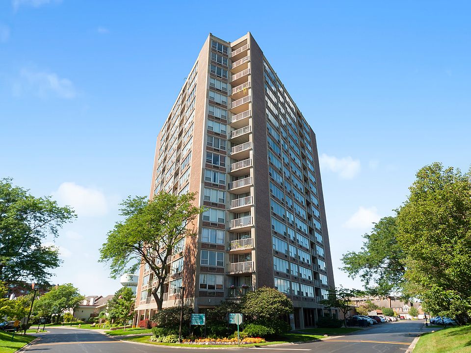 1st image of 3925 Triumvera Dr APT 3A