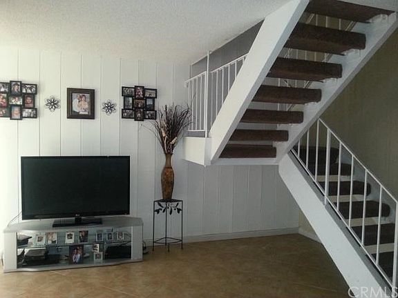 4th image of 1343 Cameo Ln