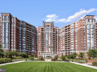 5809 Nicholson Ln APT 416, Rockville, MD 20852
