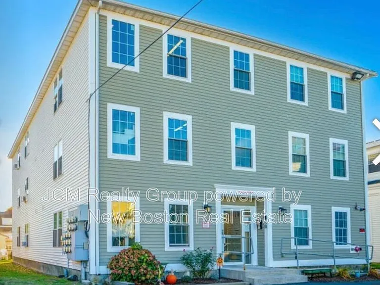 111 Main St #8R — Photo 6