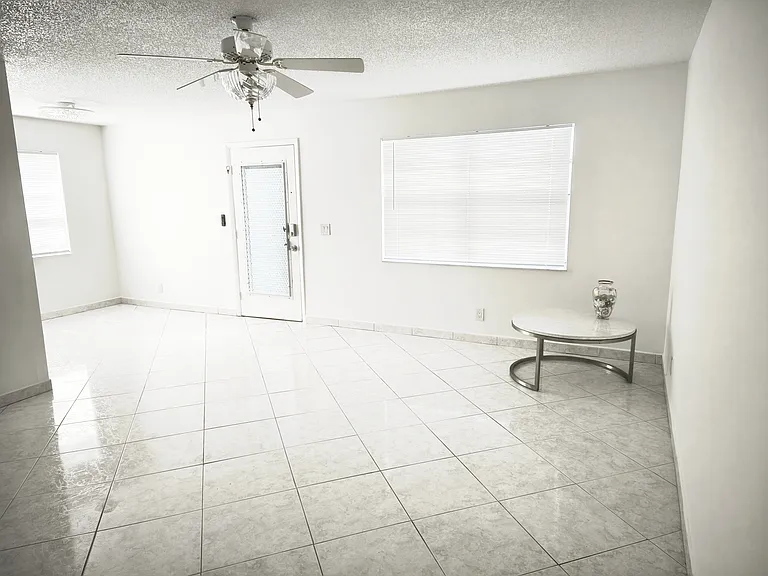 122 Normandy Ln #122 — Photo 10