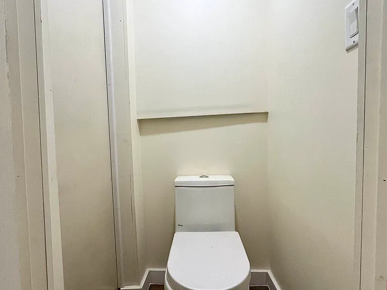 408 Sterling St #1 — Photo 9
