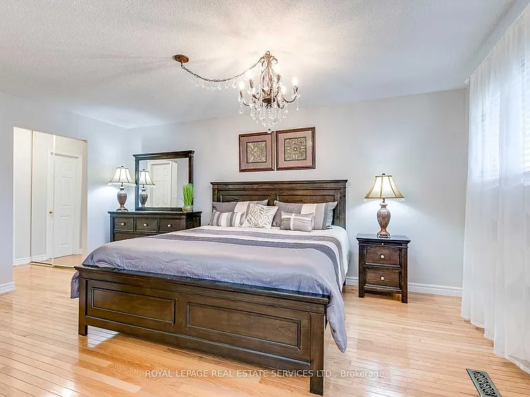 1447 Clearview Dr — Photo 20
