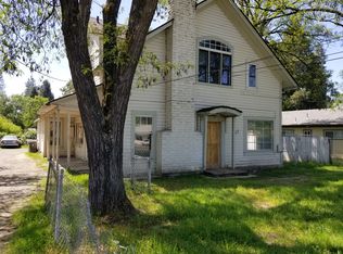 1117 SW G St #2, Grants Pass, OR 97526