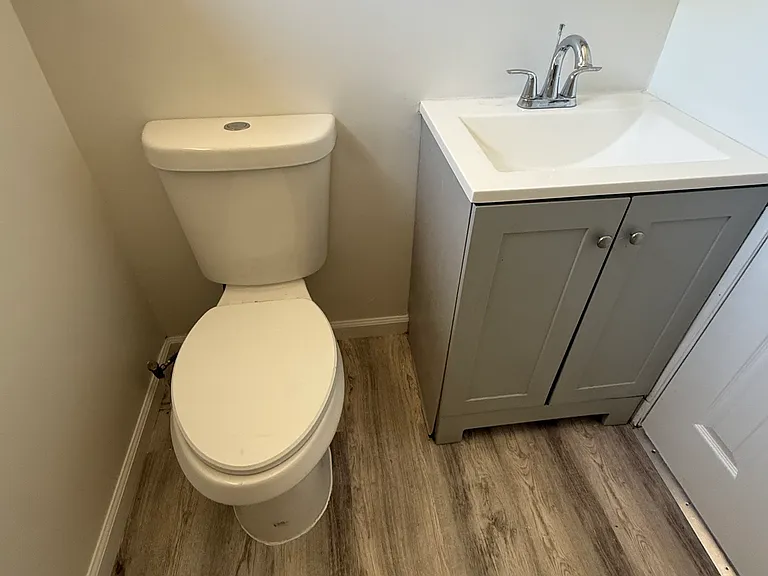 19 Ronald Rd — Photo 8